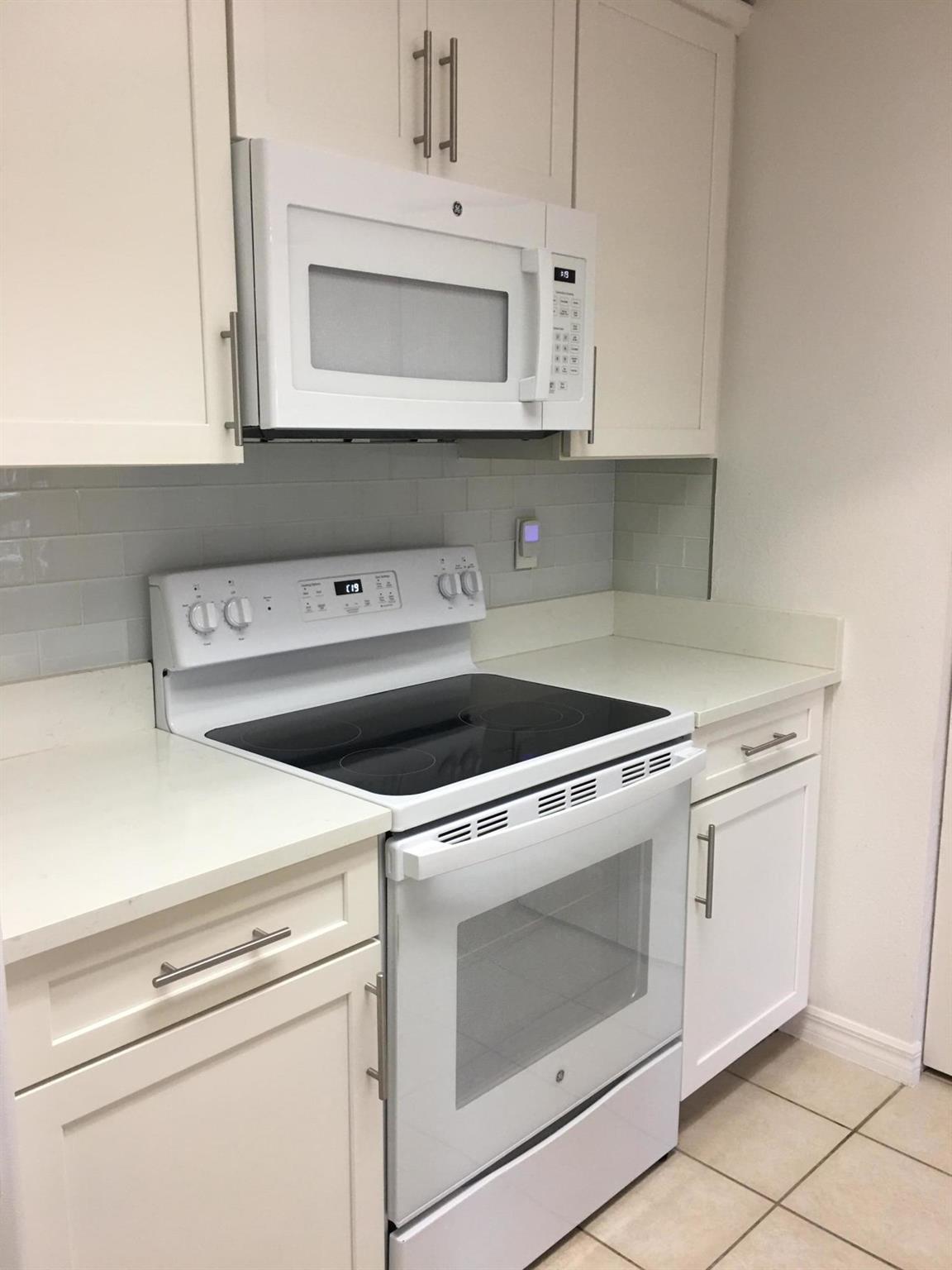 2814 Grande Parkway 303