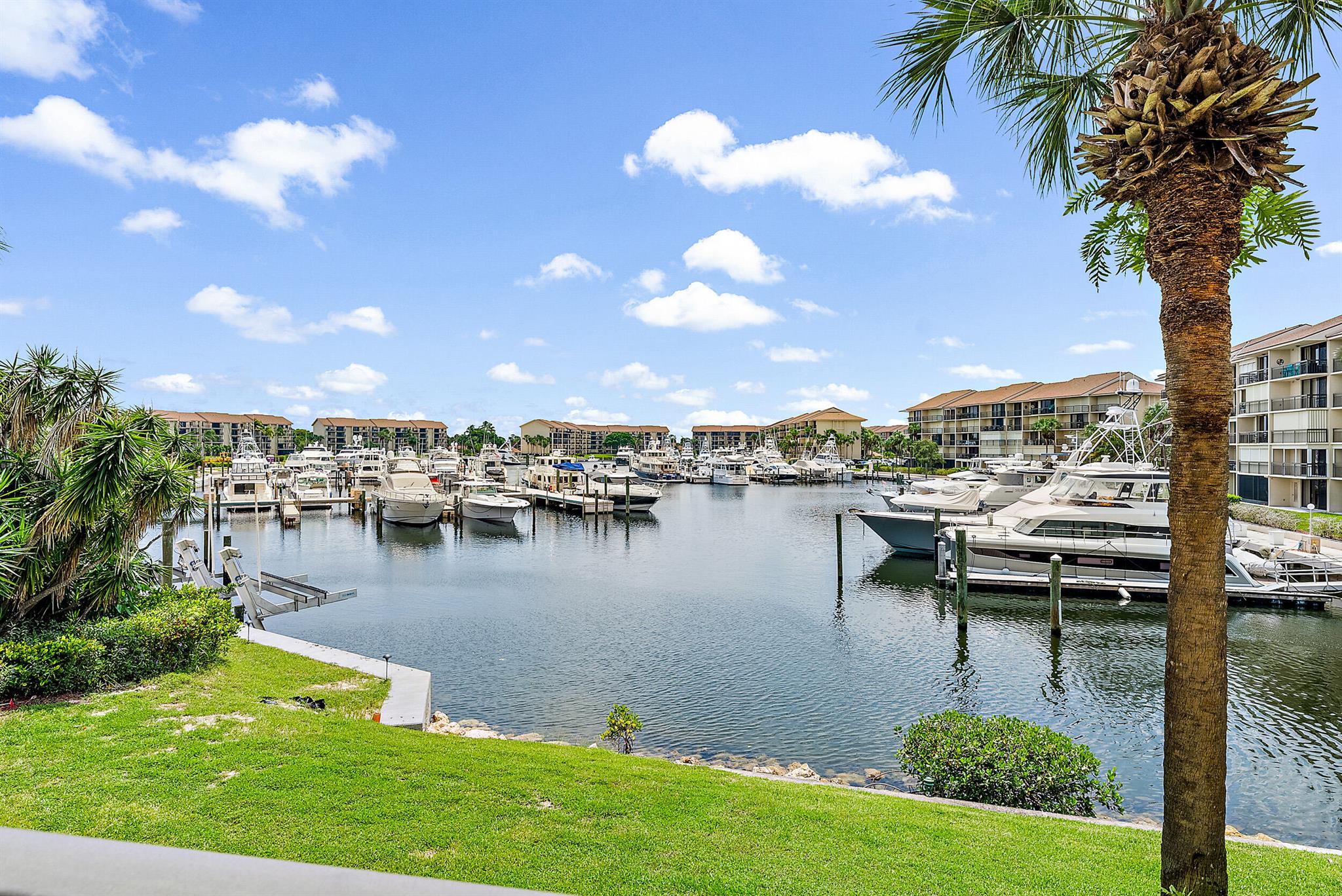 1601 Marina Isle Way 202