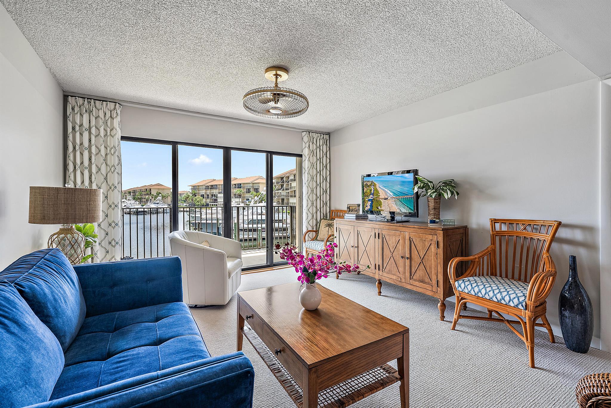 1601 Marina Isle Way 202