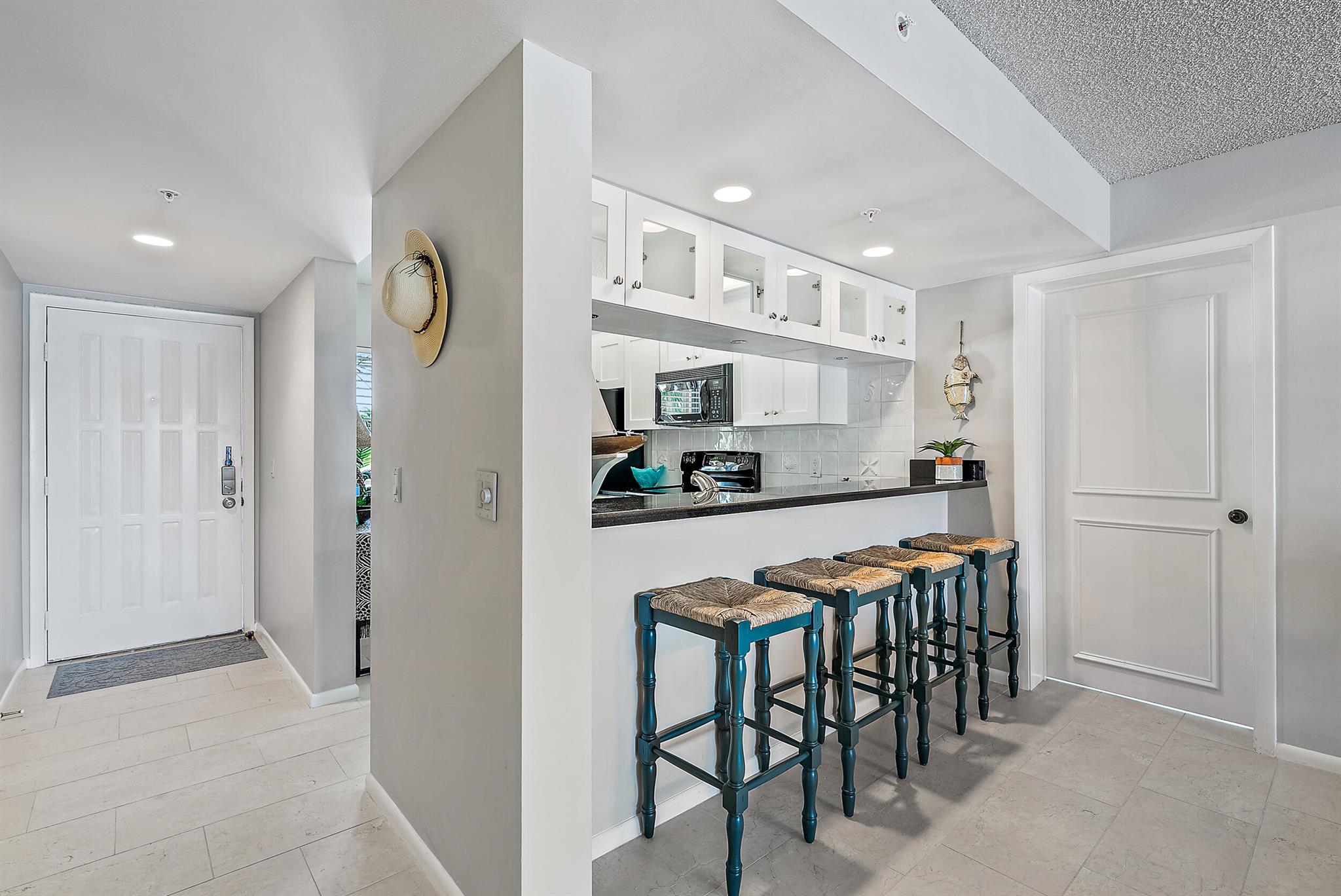 1601 Marina Isle Way 202