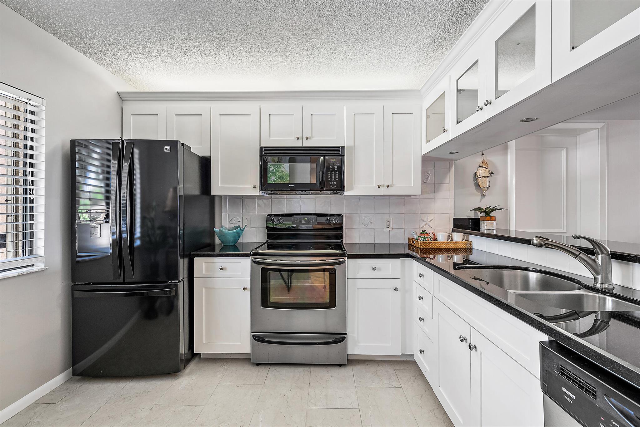 1601 Marina Isle Way 202