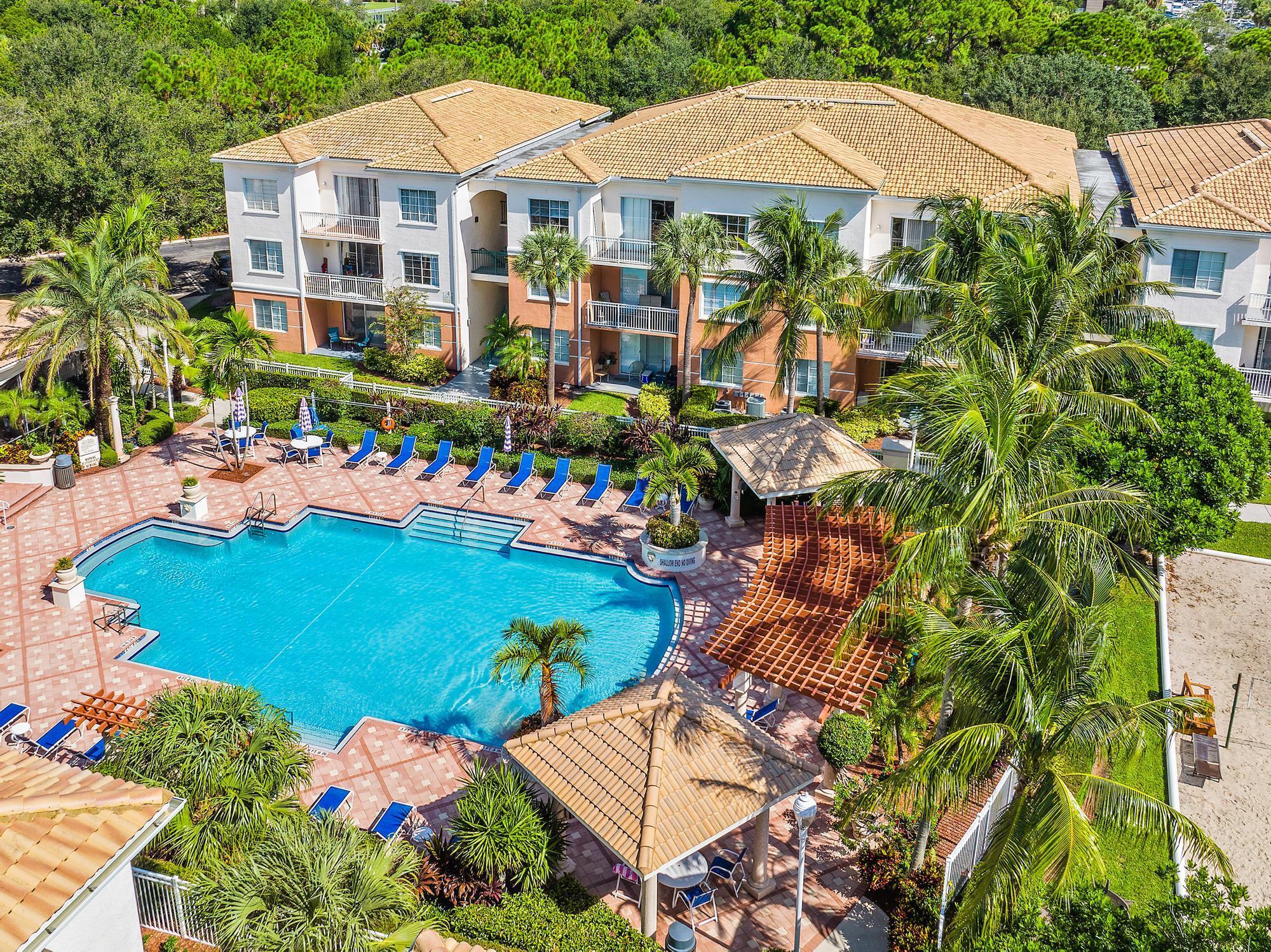 4206 Myrtlewood Circle E