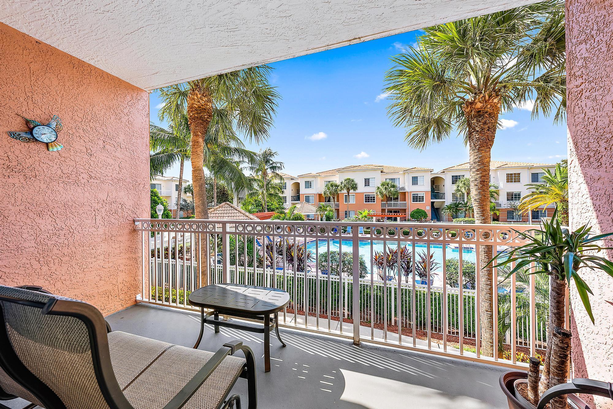 4206 Myrtlewood Circle E