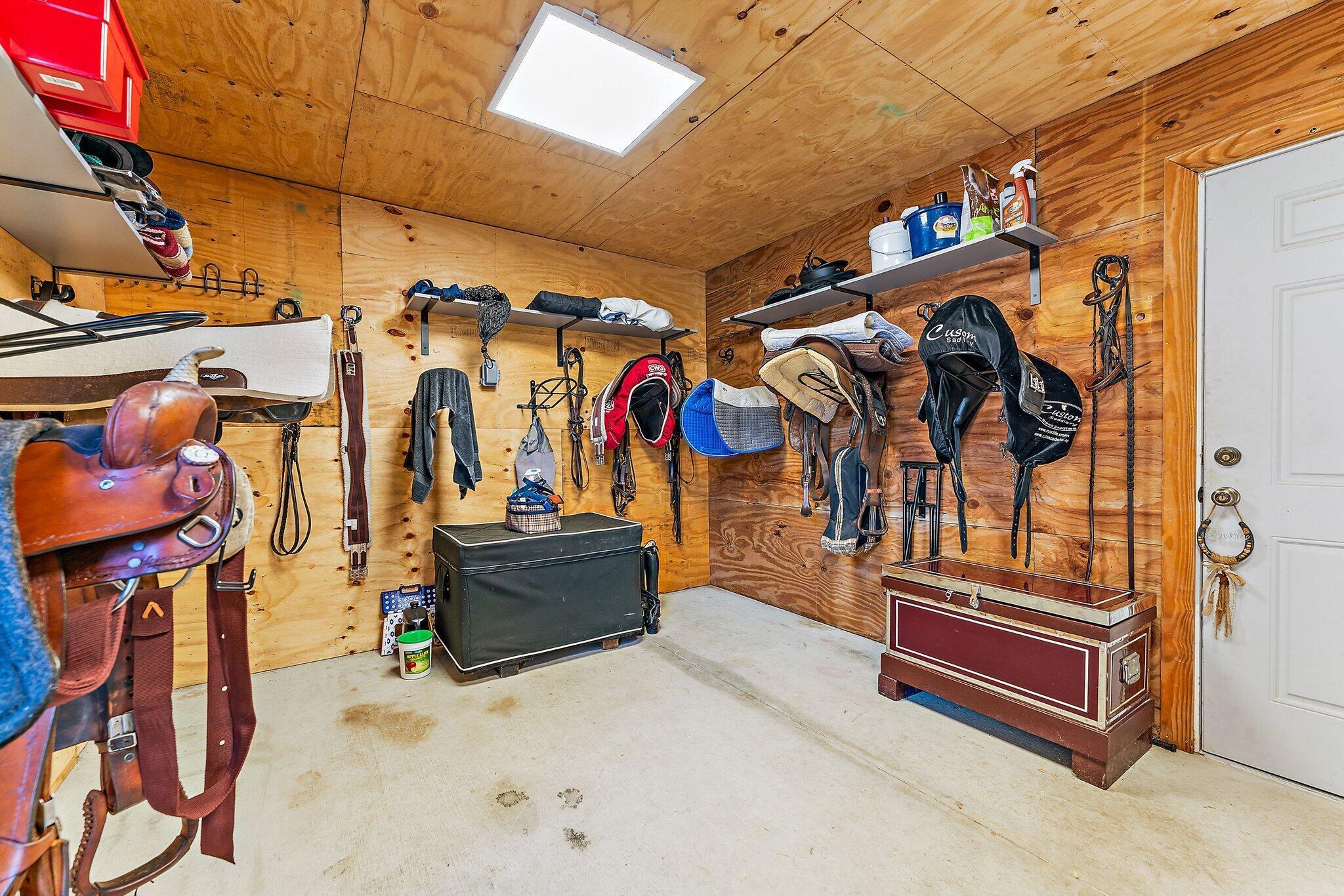 17593 Winterhawk Trail