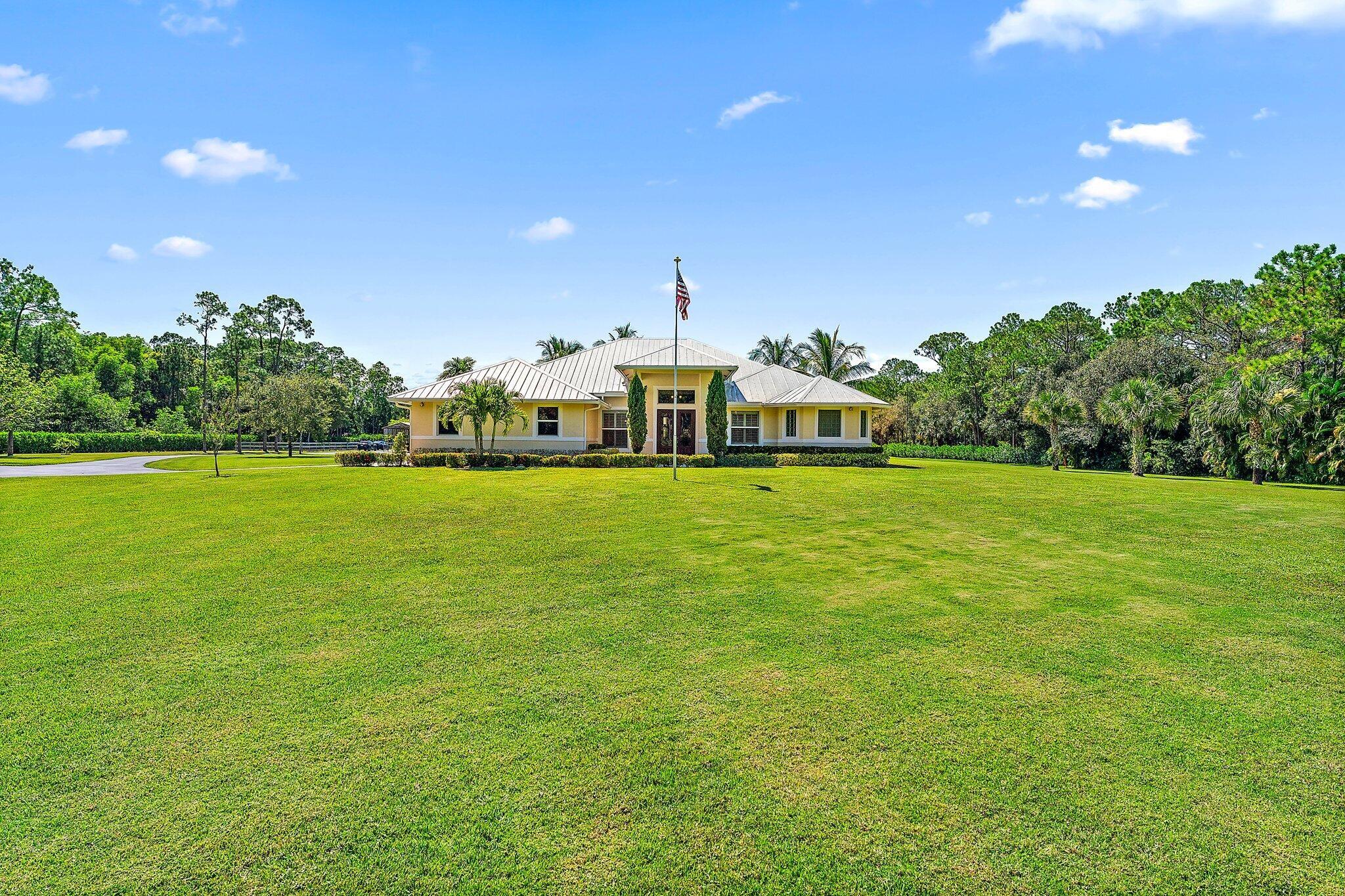 17593 Winterhawk Trail
