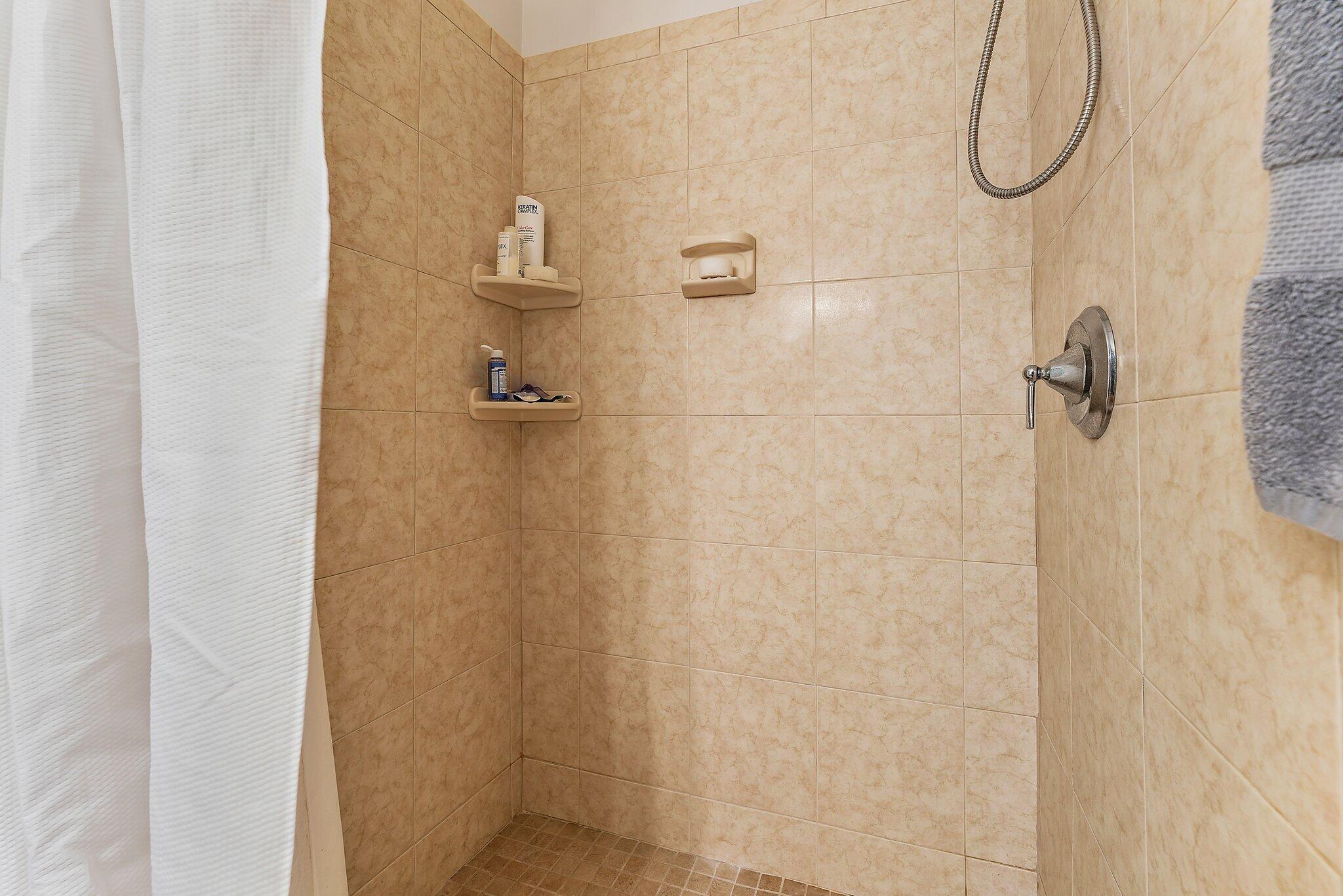 17593 Winterhawk Trail