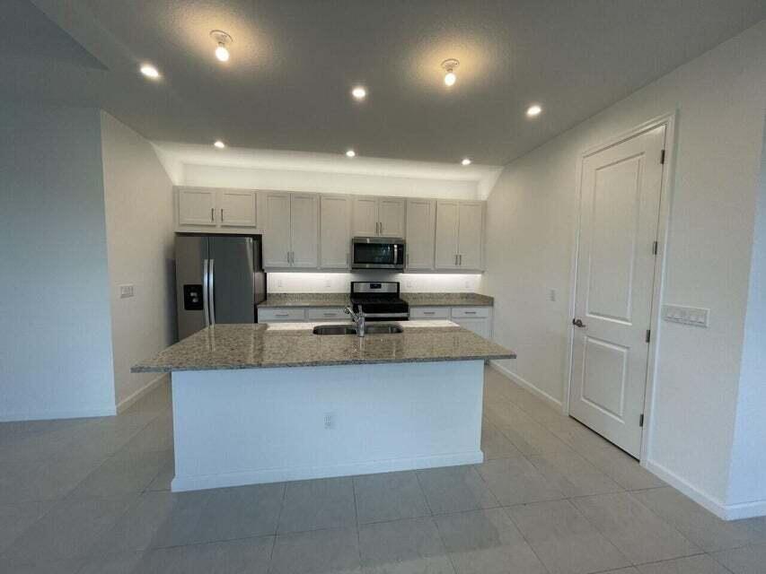 10670 SW Hensley Street