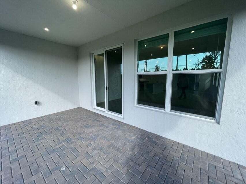 10670 SW Hensley Street