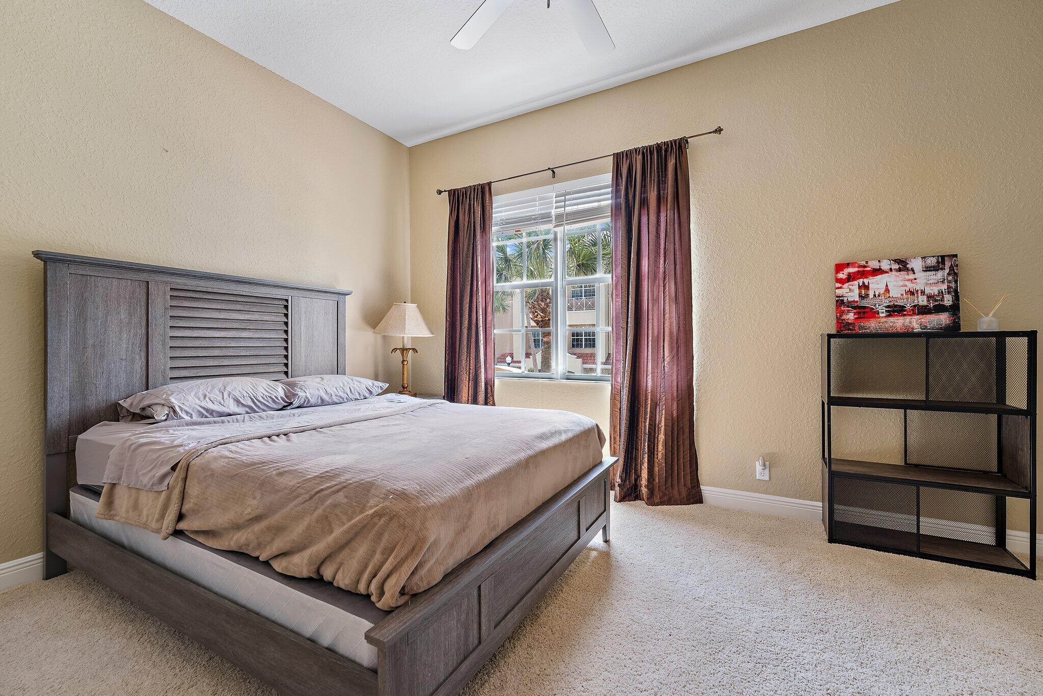 4808 Sawgrass Breeze Drive