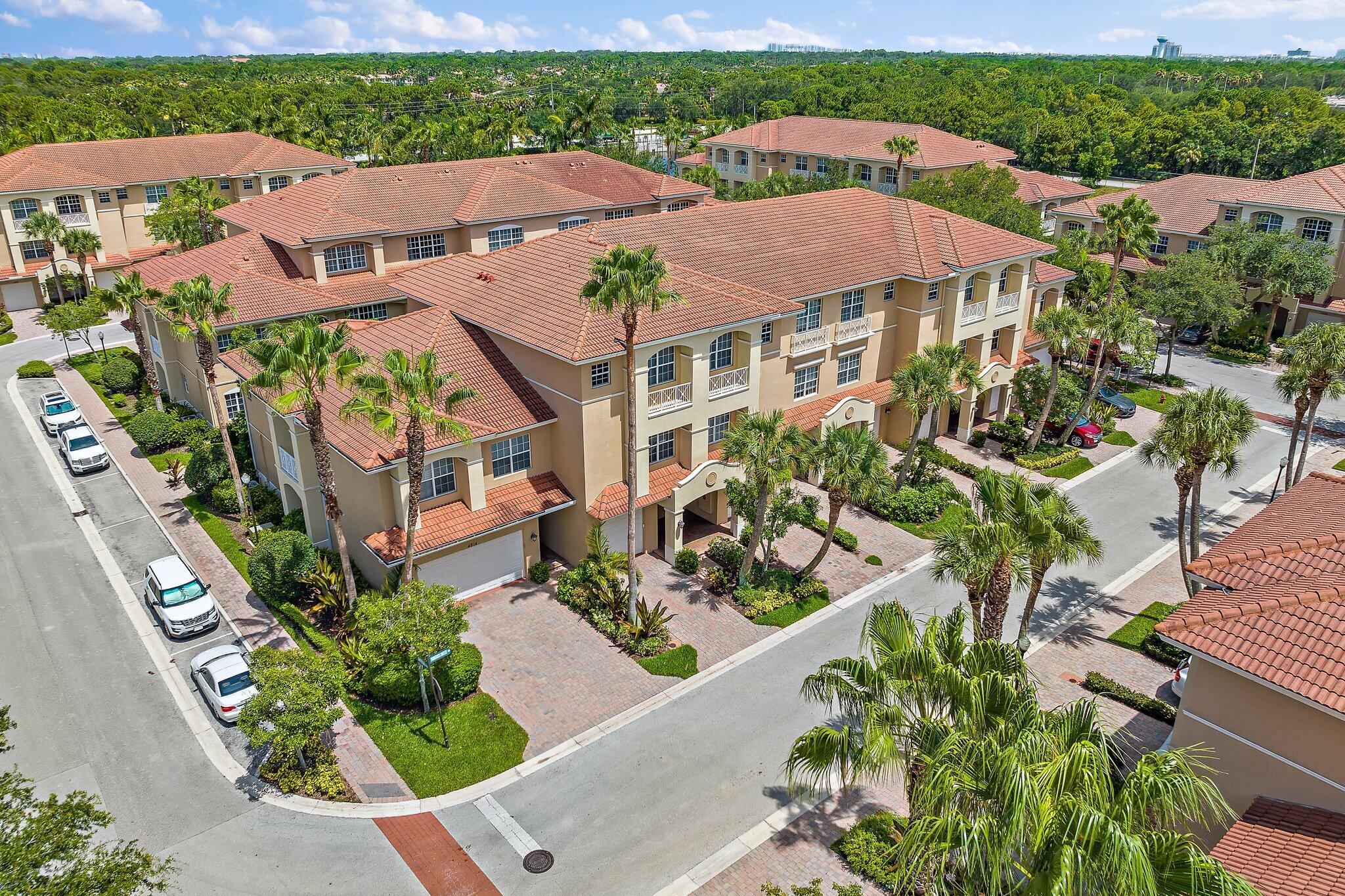 4808 Sawgrass Breeze Drive