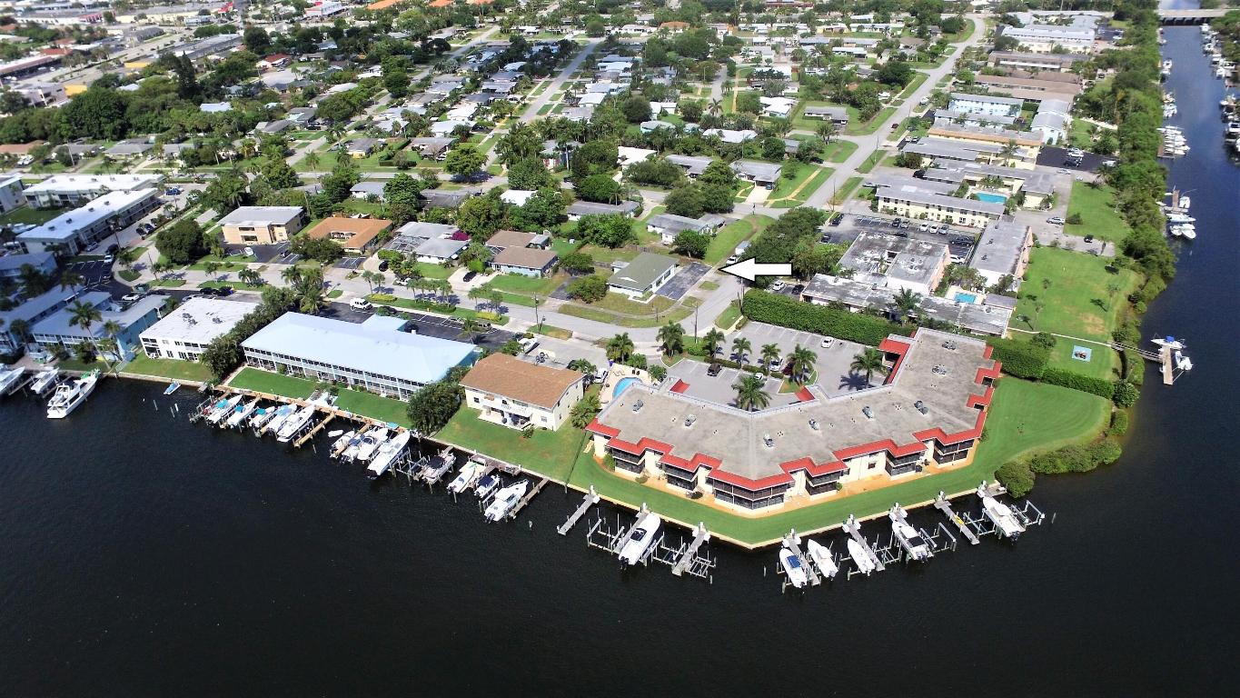 714 Hummingbird Way E