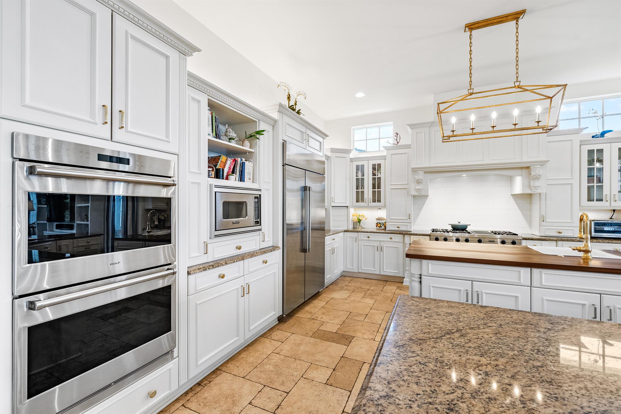 831 Country Club Drive