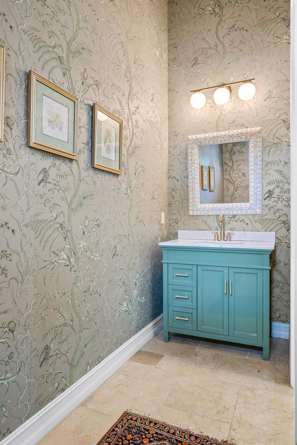 831 Country Club Drive