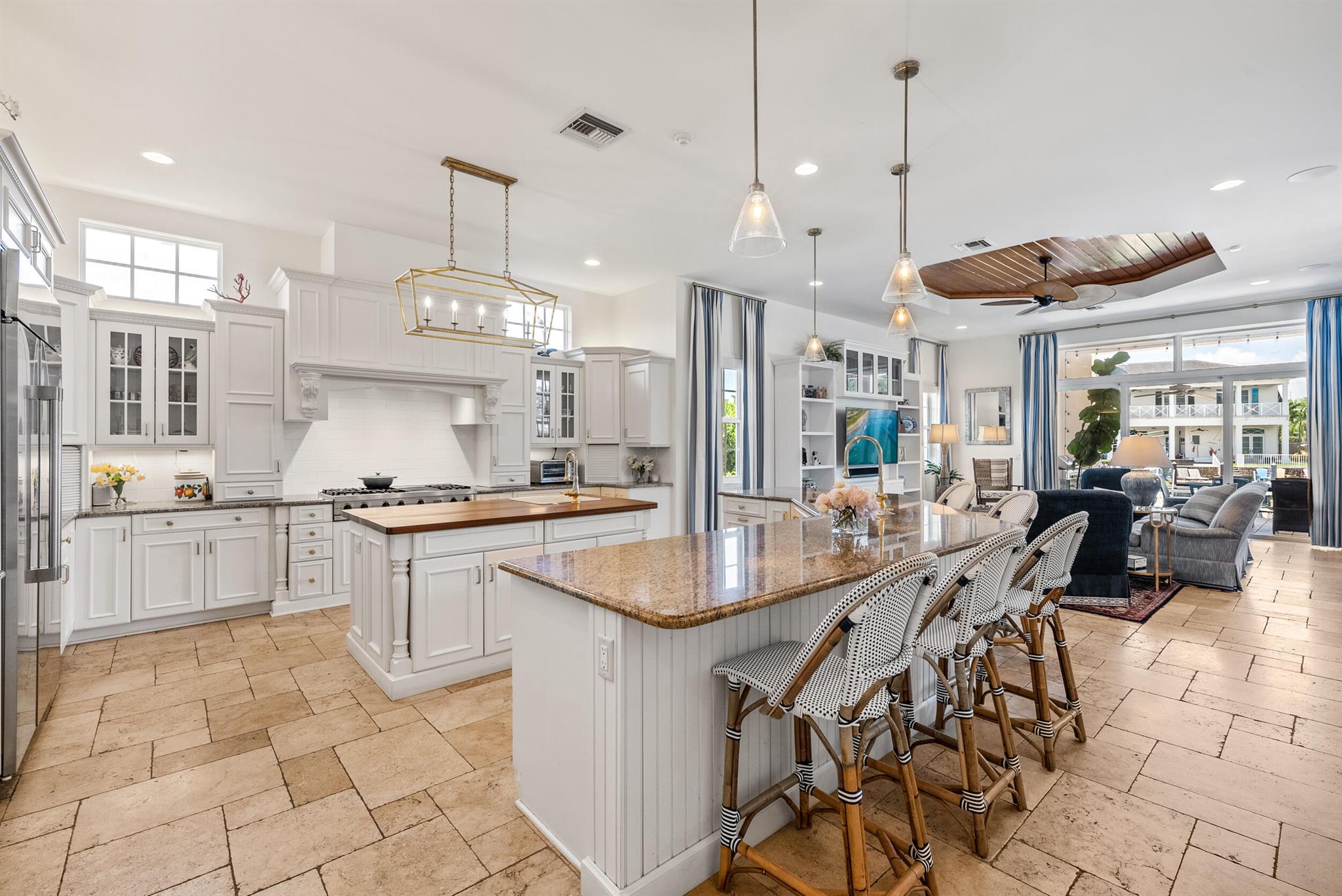 831 Country Club Drive