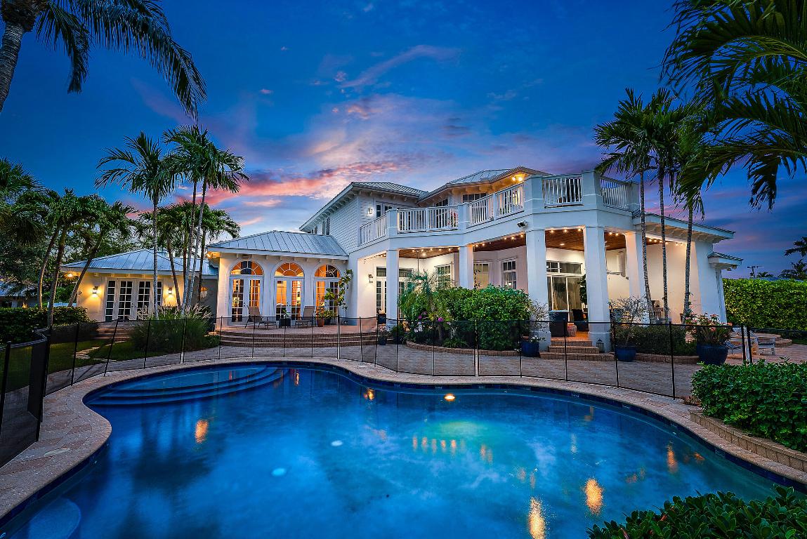 831 Country Club Drive