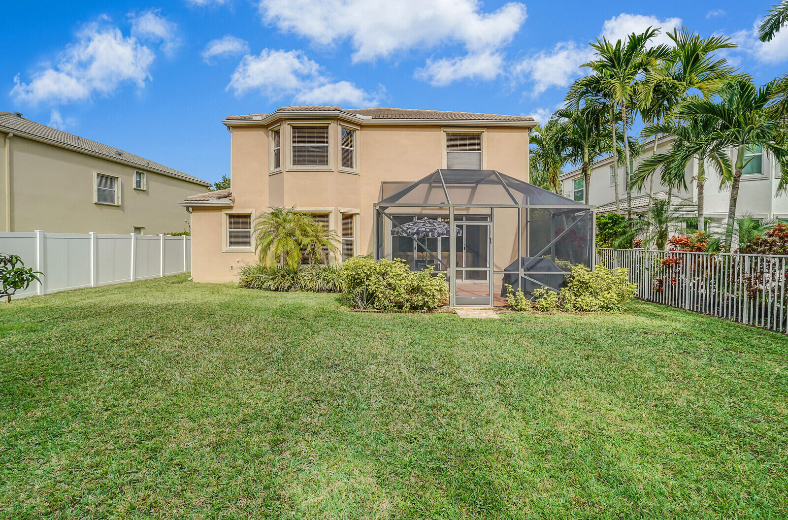 9048 Alexandra Circle