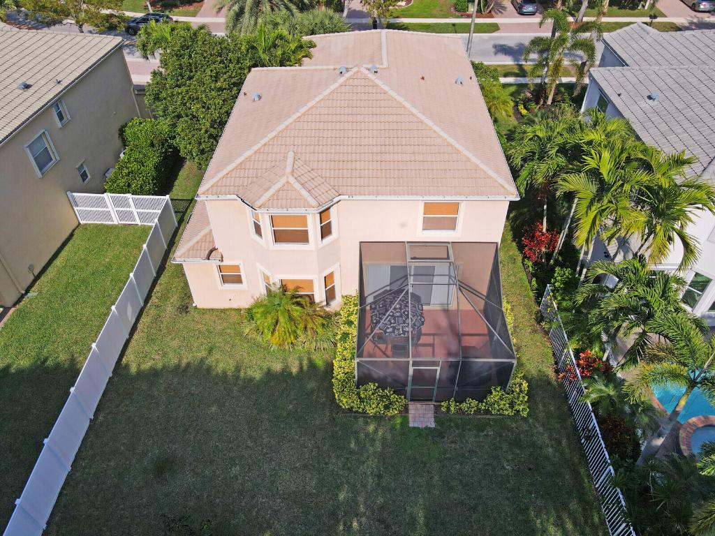 9048 Alexandra Circle