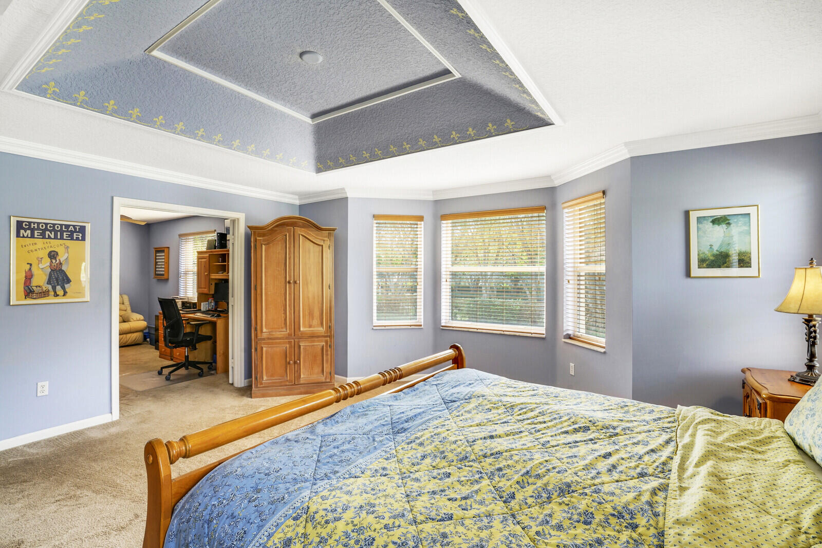 9048 Alexandra Circle