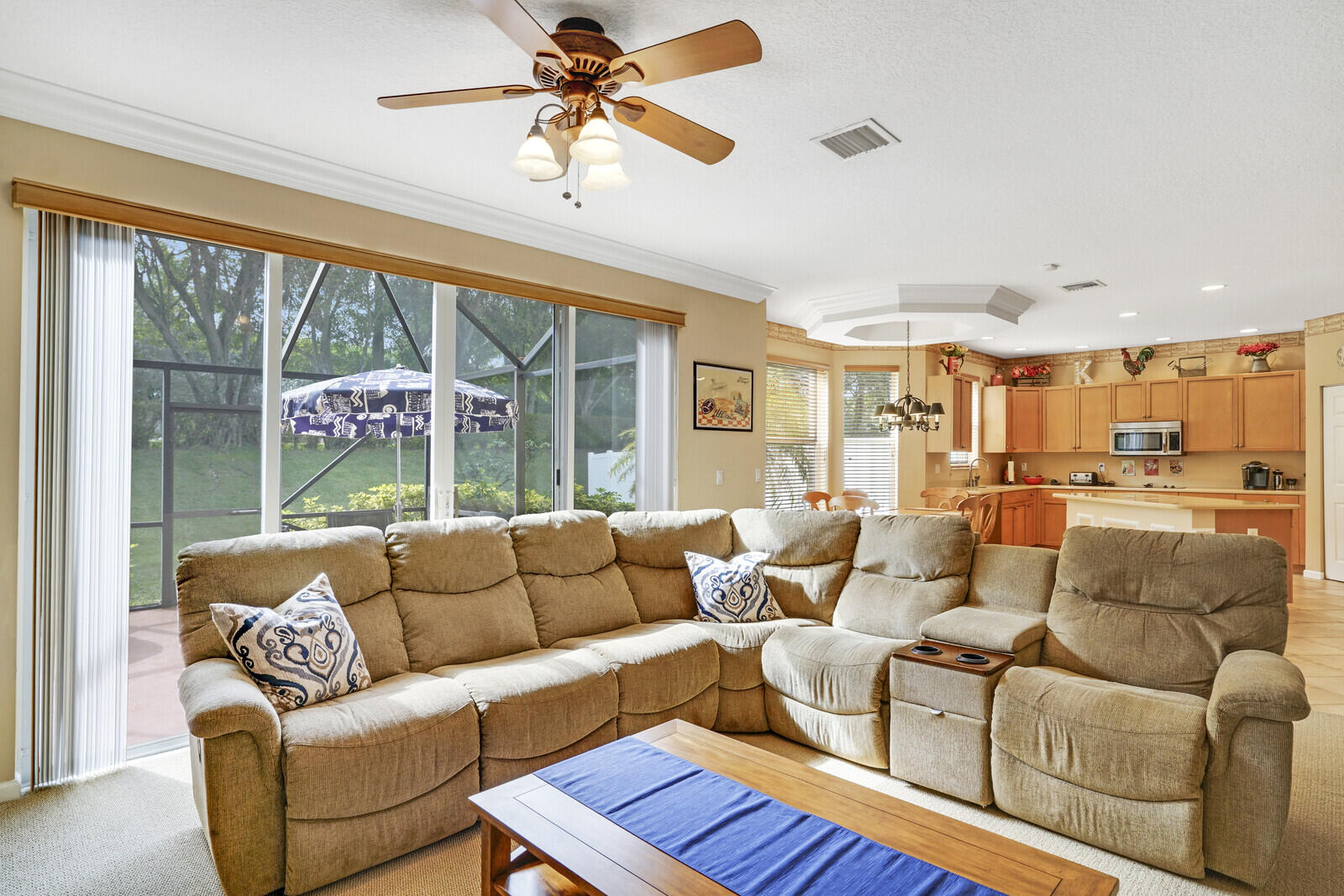 9048 Alexandra Circle