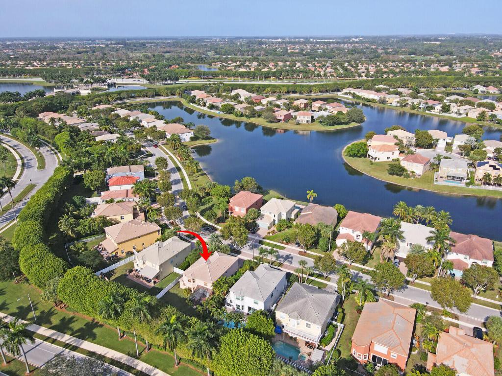 9048 Alexandra Circle