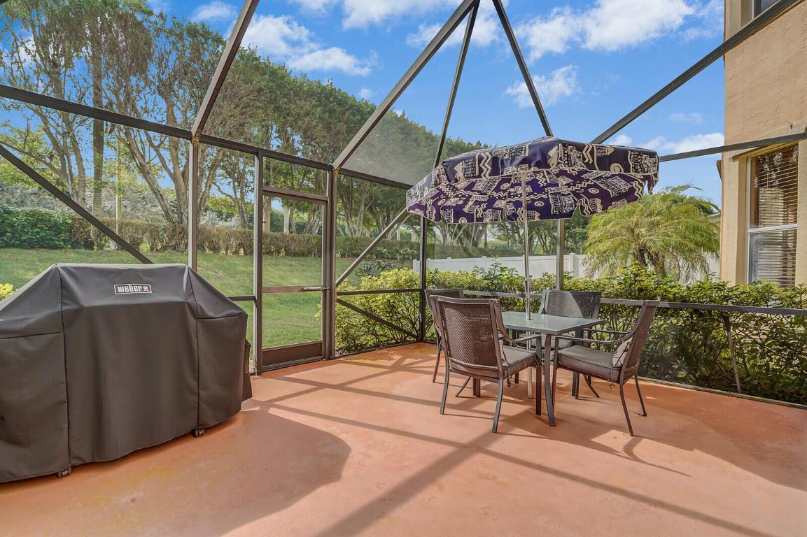 9048 Alexandra Circle