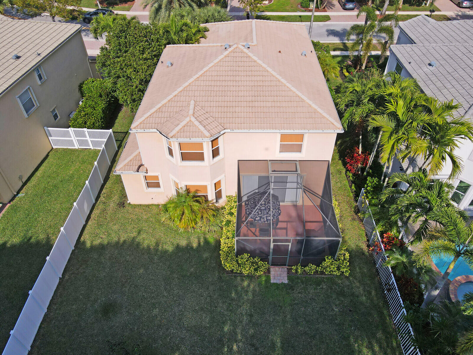 9048 Alexandra Circle