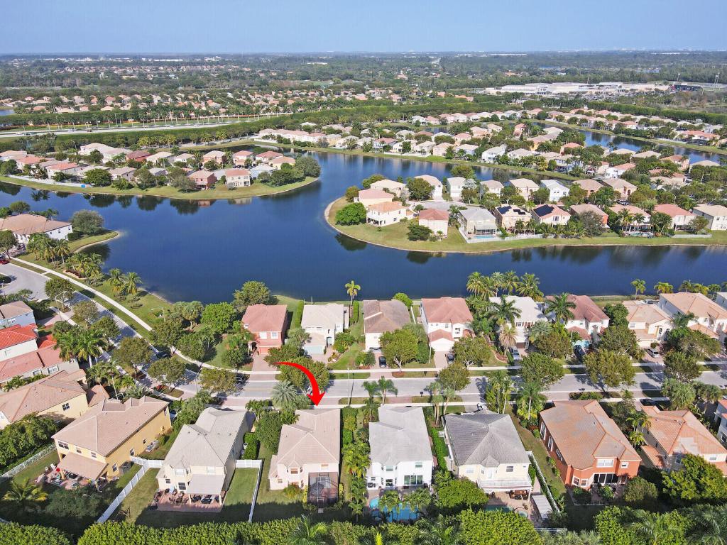 9048 Alexandra Circle