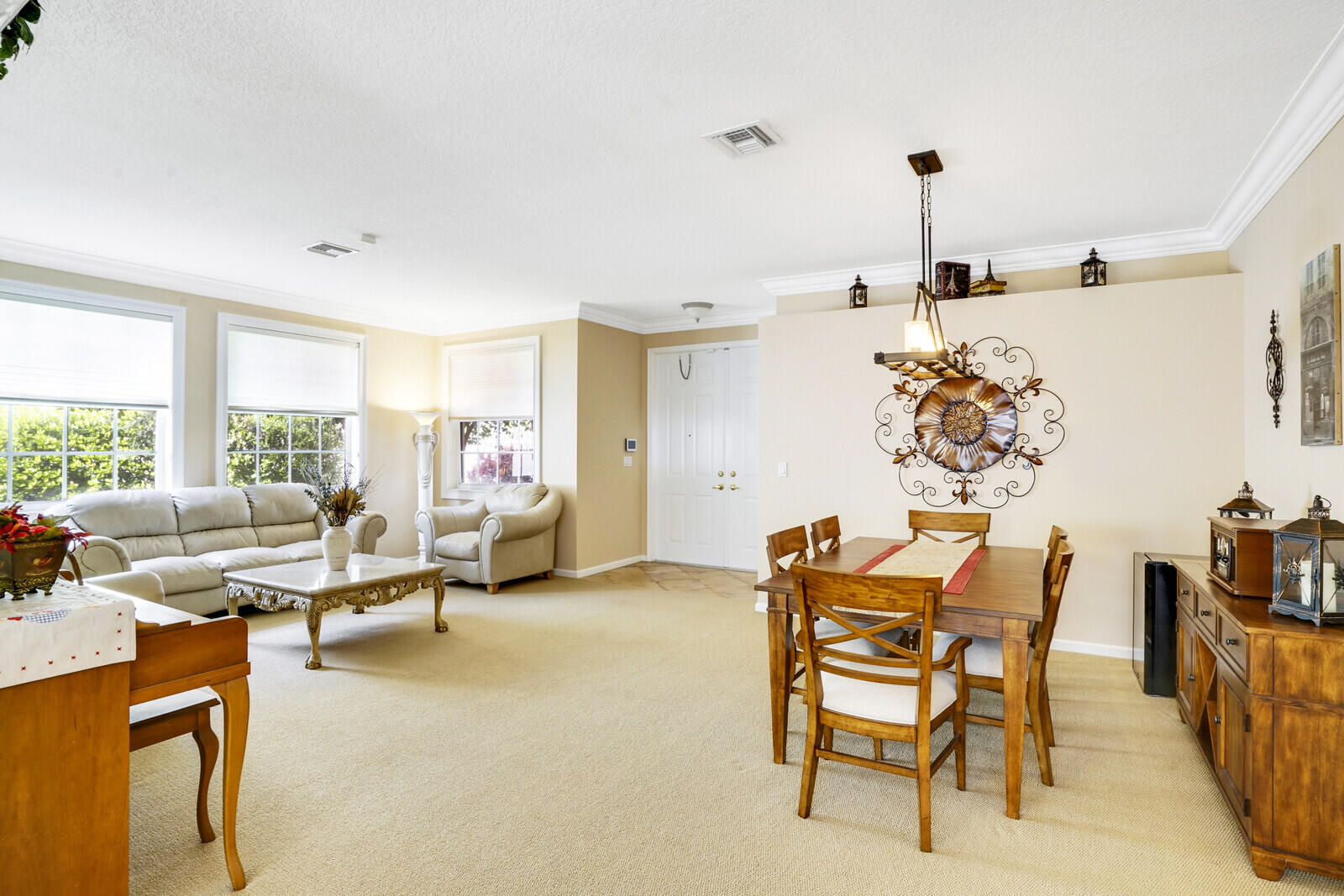 9048 Alexandra Circle