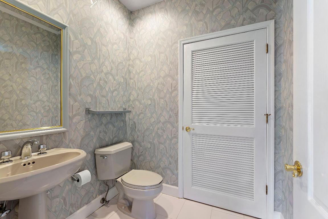 18385 SE Village Circle