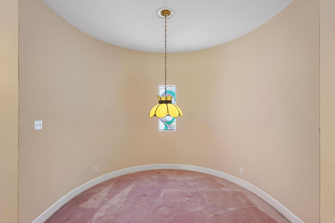 18385 SE Village Circle