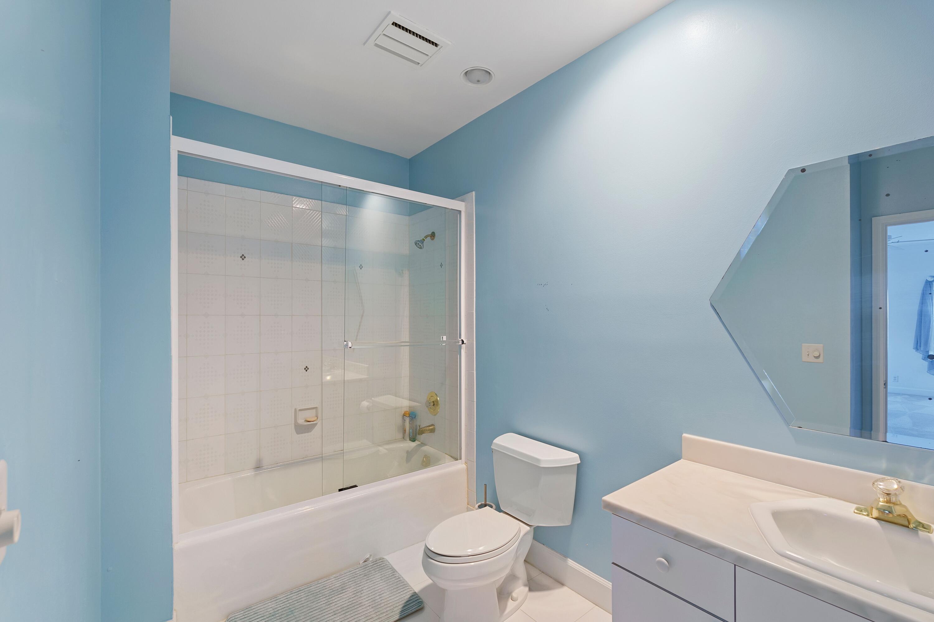 18385 SE Village Circle