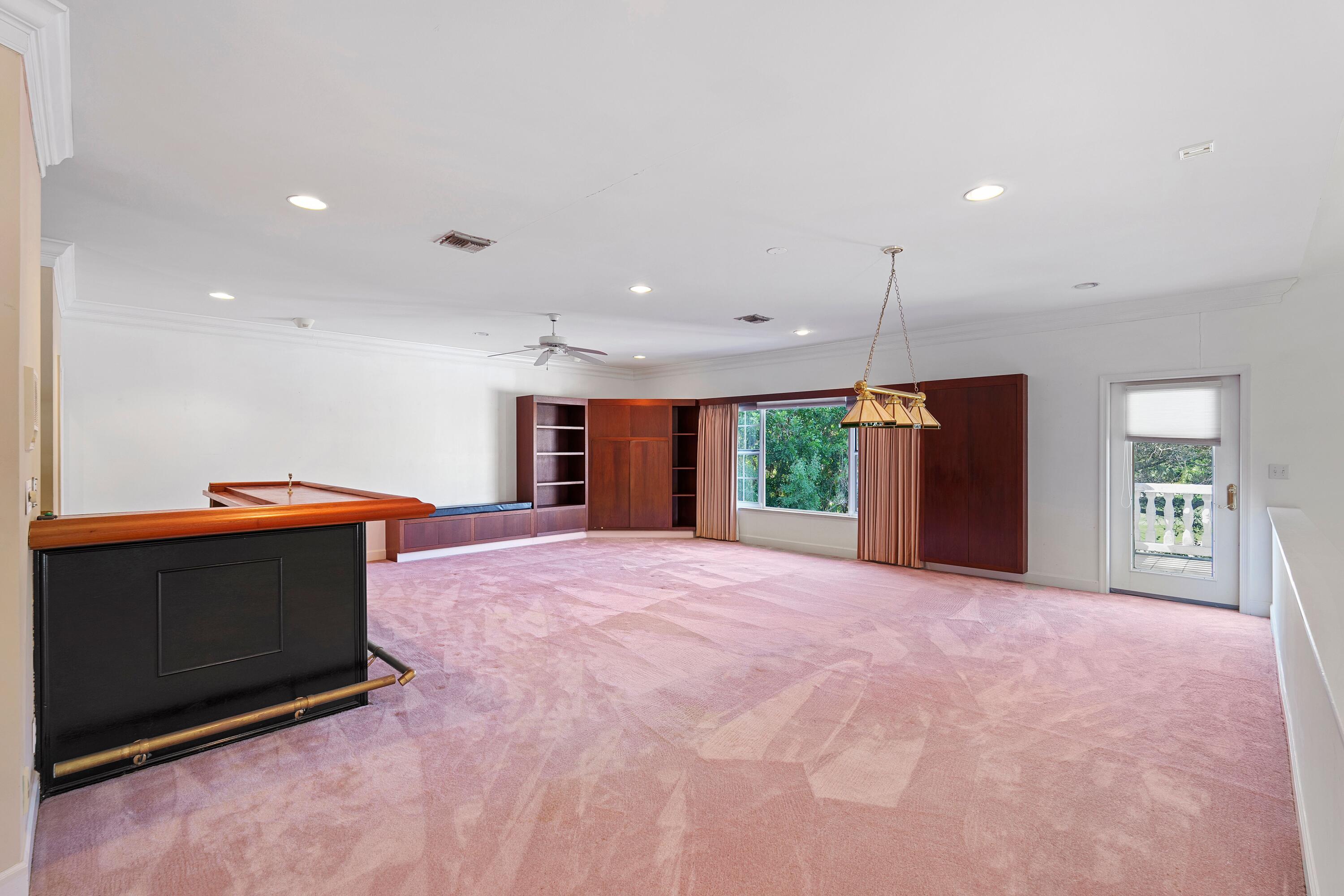 18385 SE Village Circle