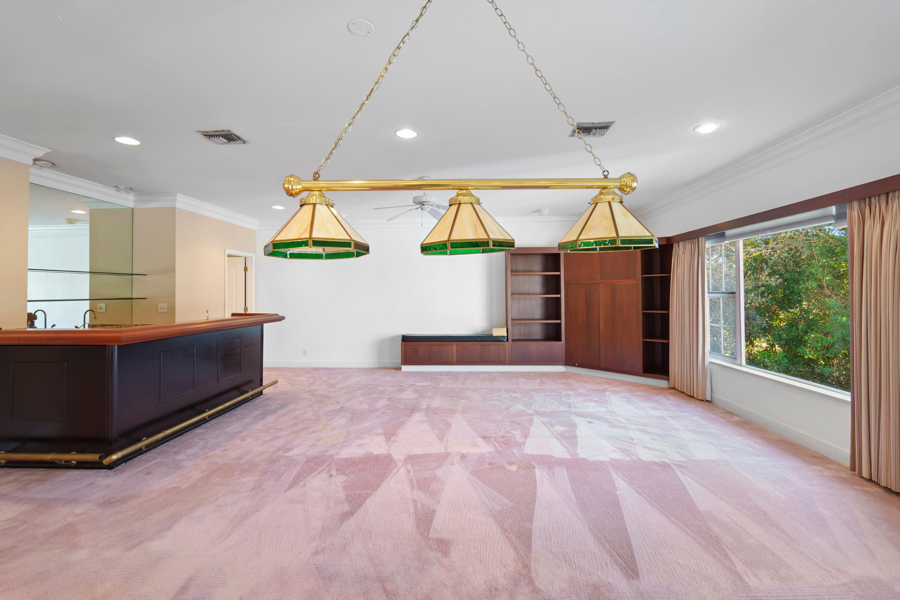 18385 SE Village Circle