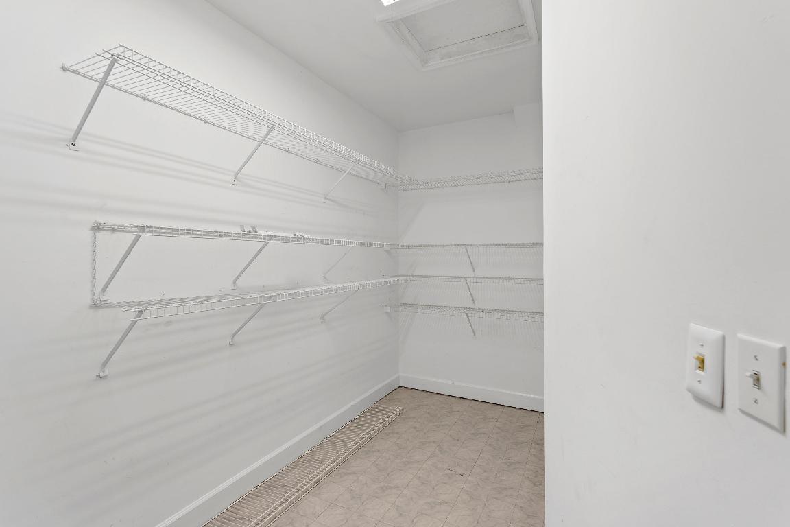 18385 SE Village Circle