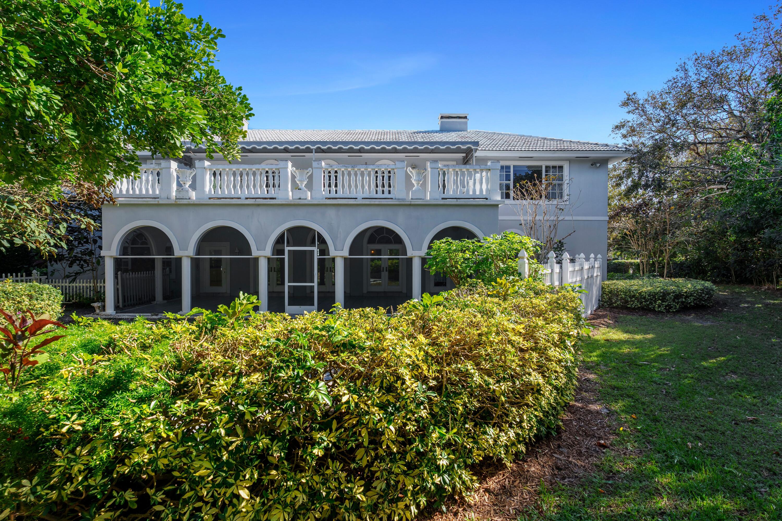 18385 SE Village Circle