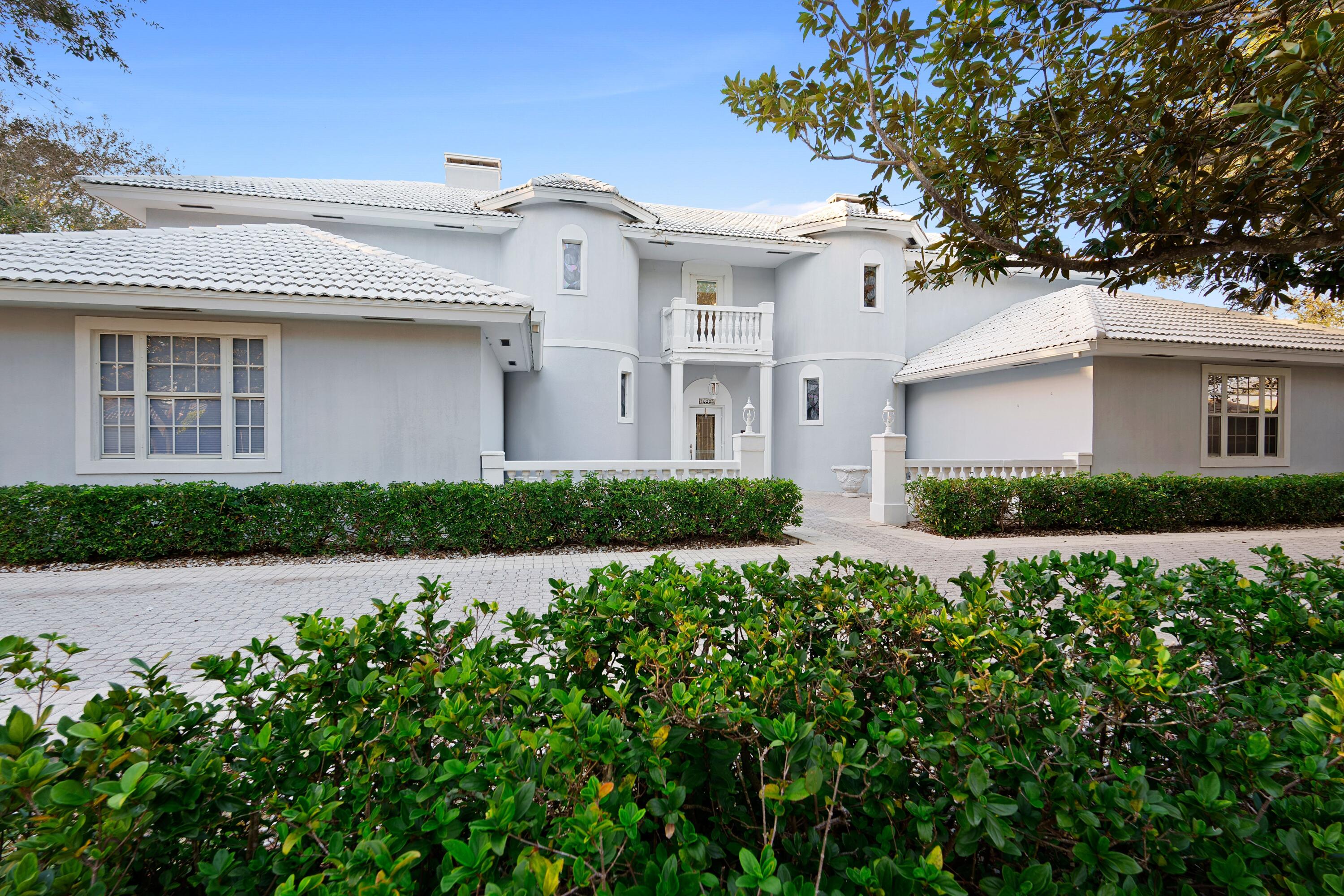 18385 SE Village Circle