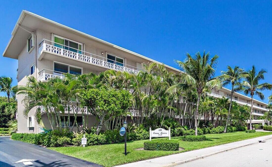 139 Sunrise Avenue 204