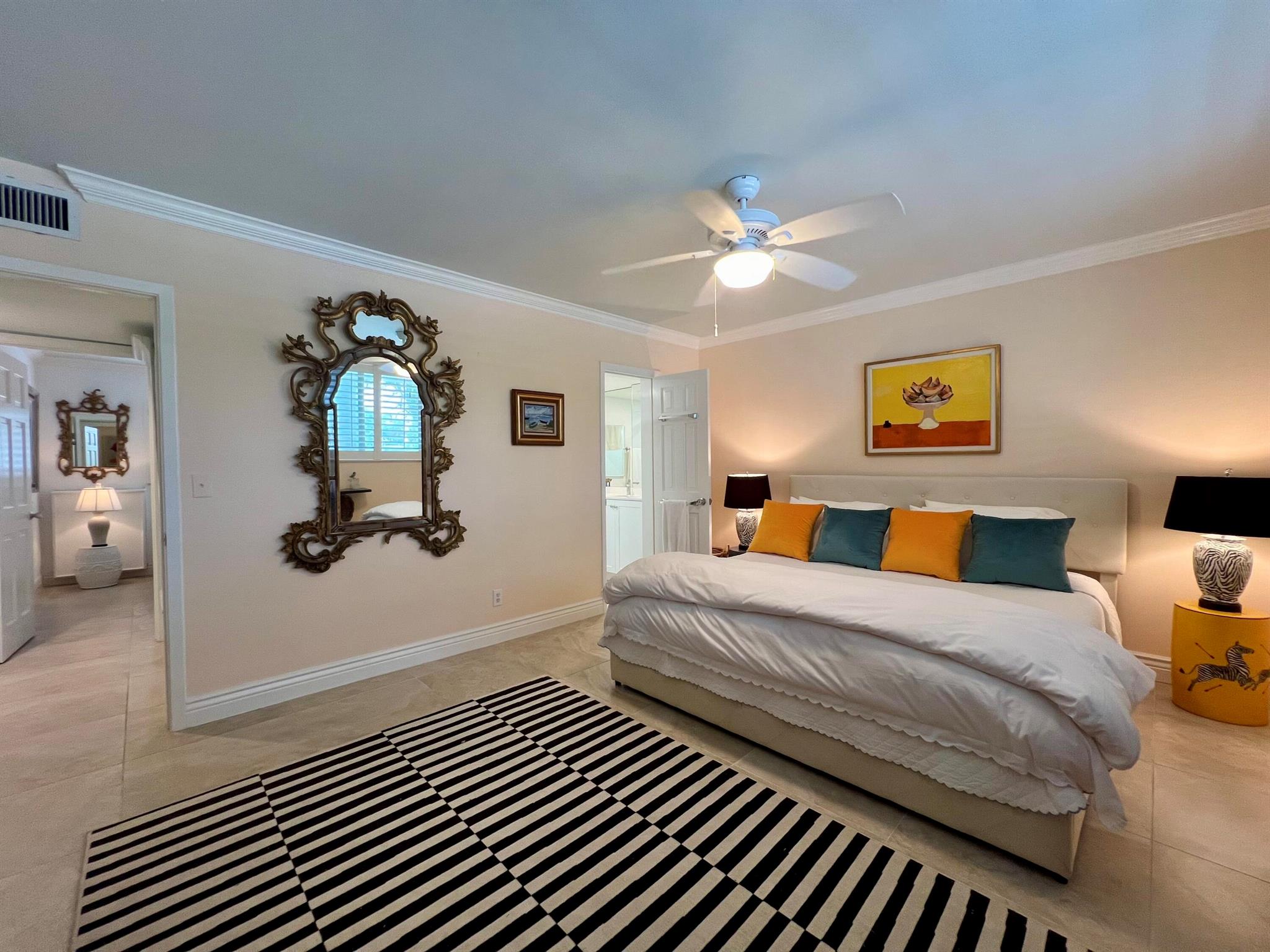 139 Sunrise Avenue 204