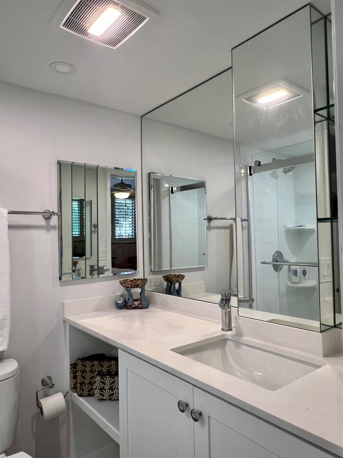 139 Sunrise Avenue 204