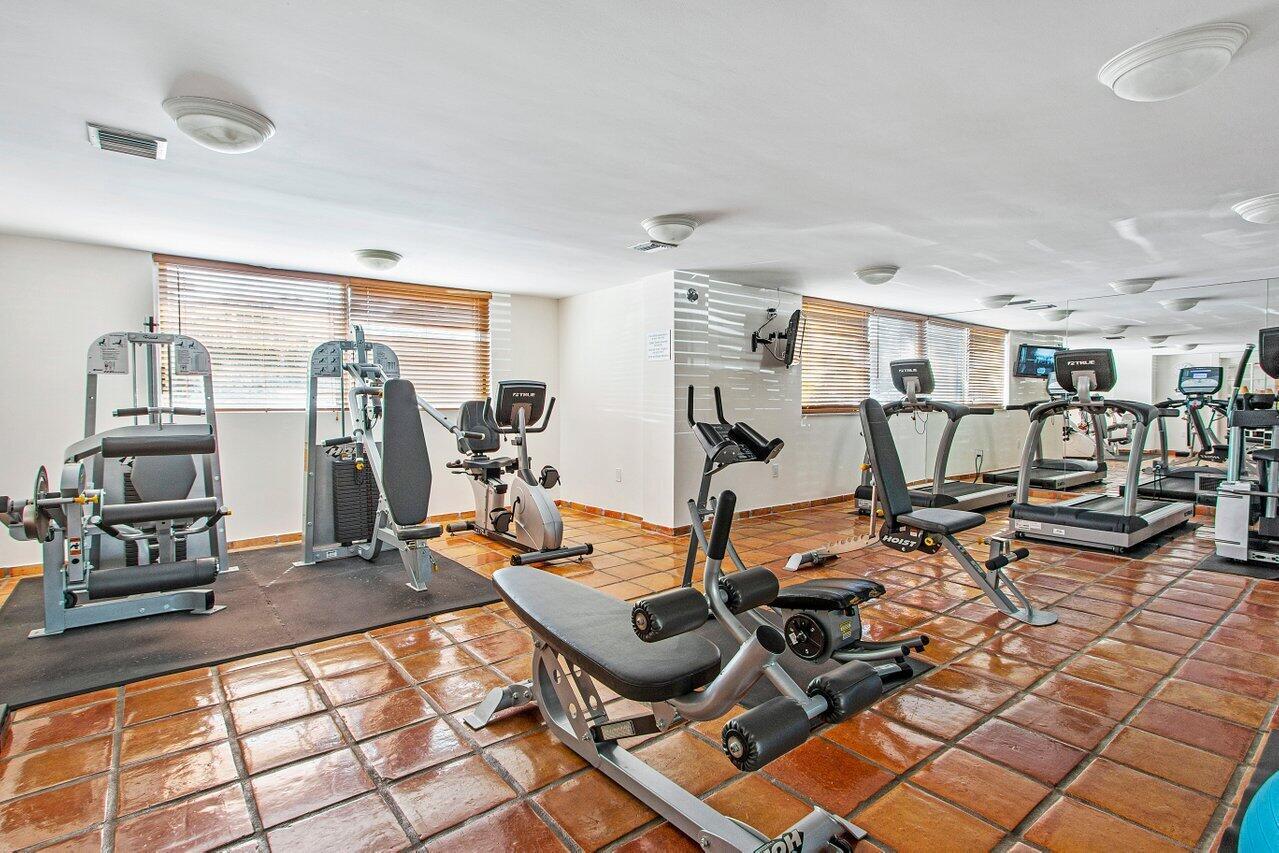 139 Sunrise Avenue 204