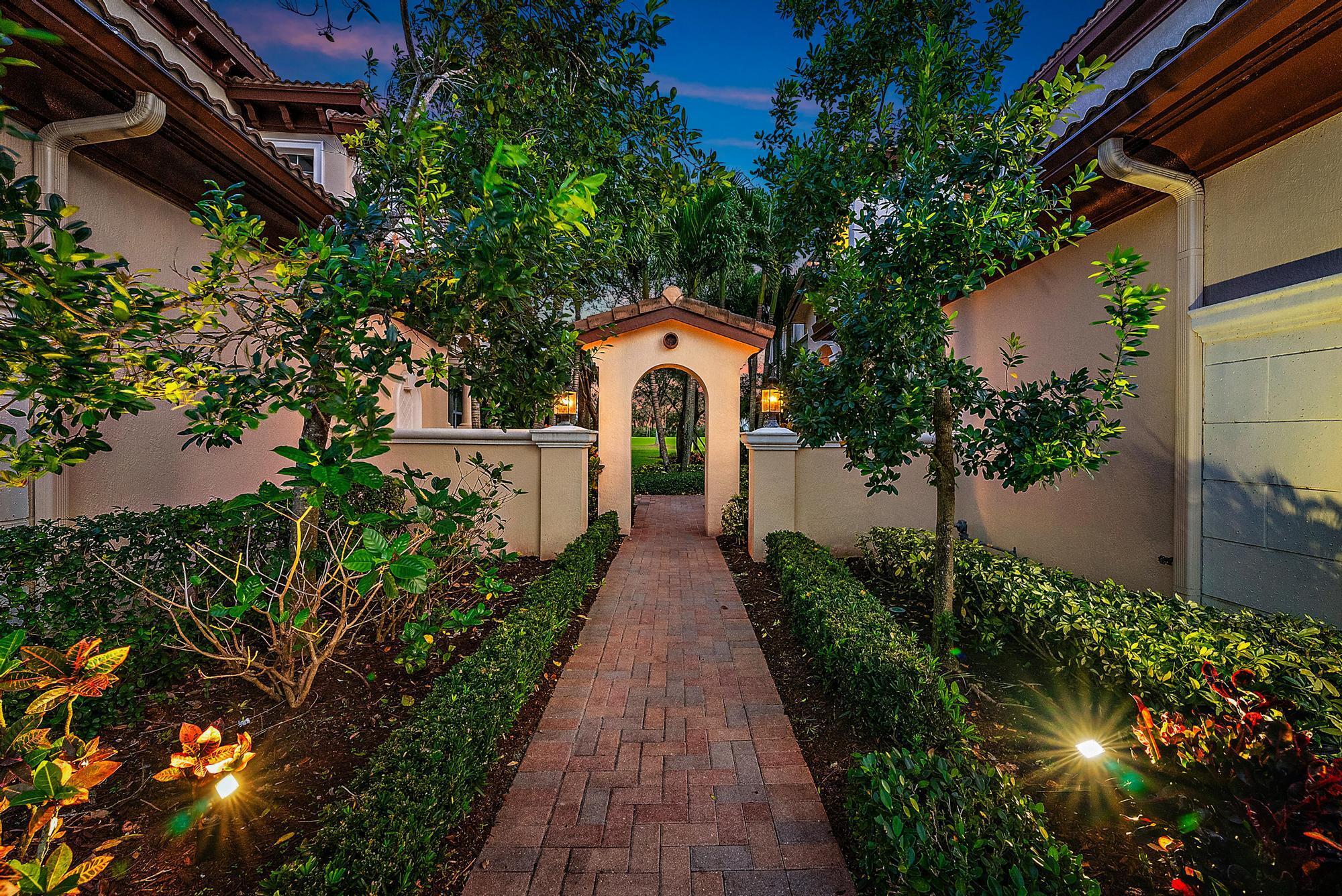 226 Tresana Boulevard 60