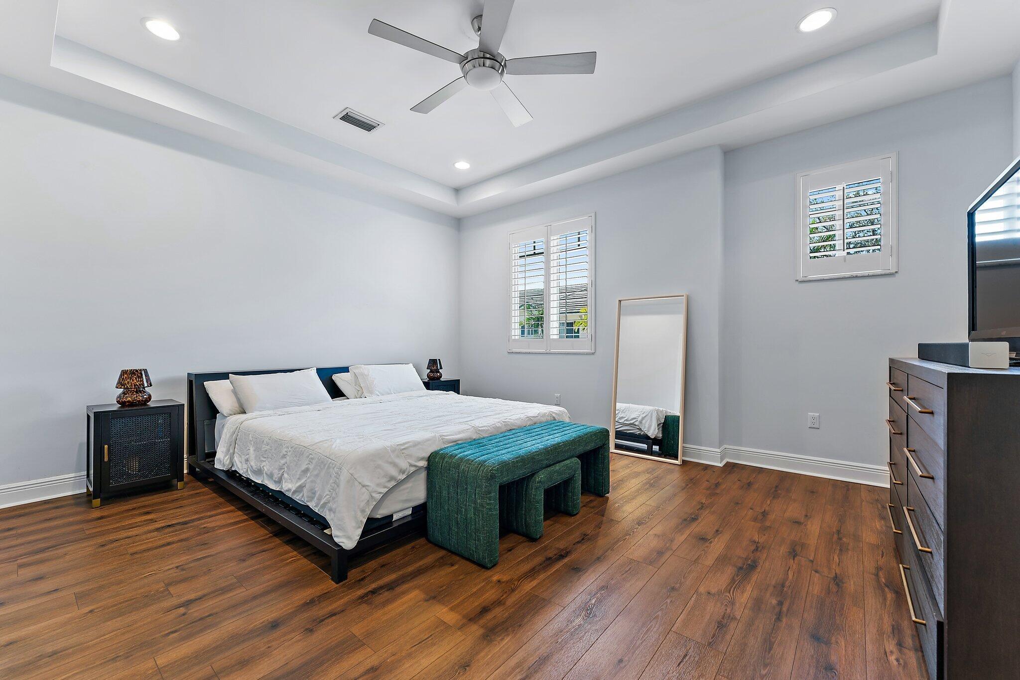 518 N Federal Highway 14