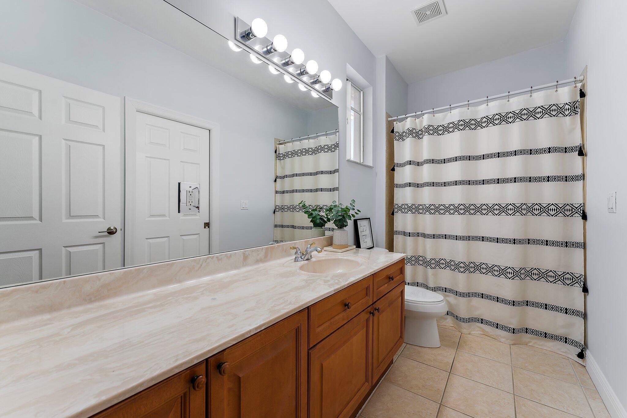 518 N Federal Highway 14