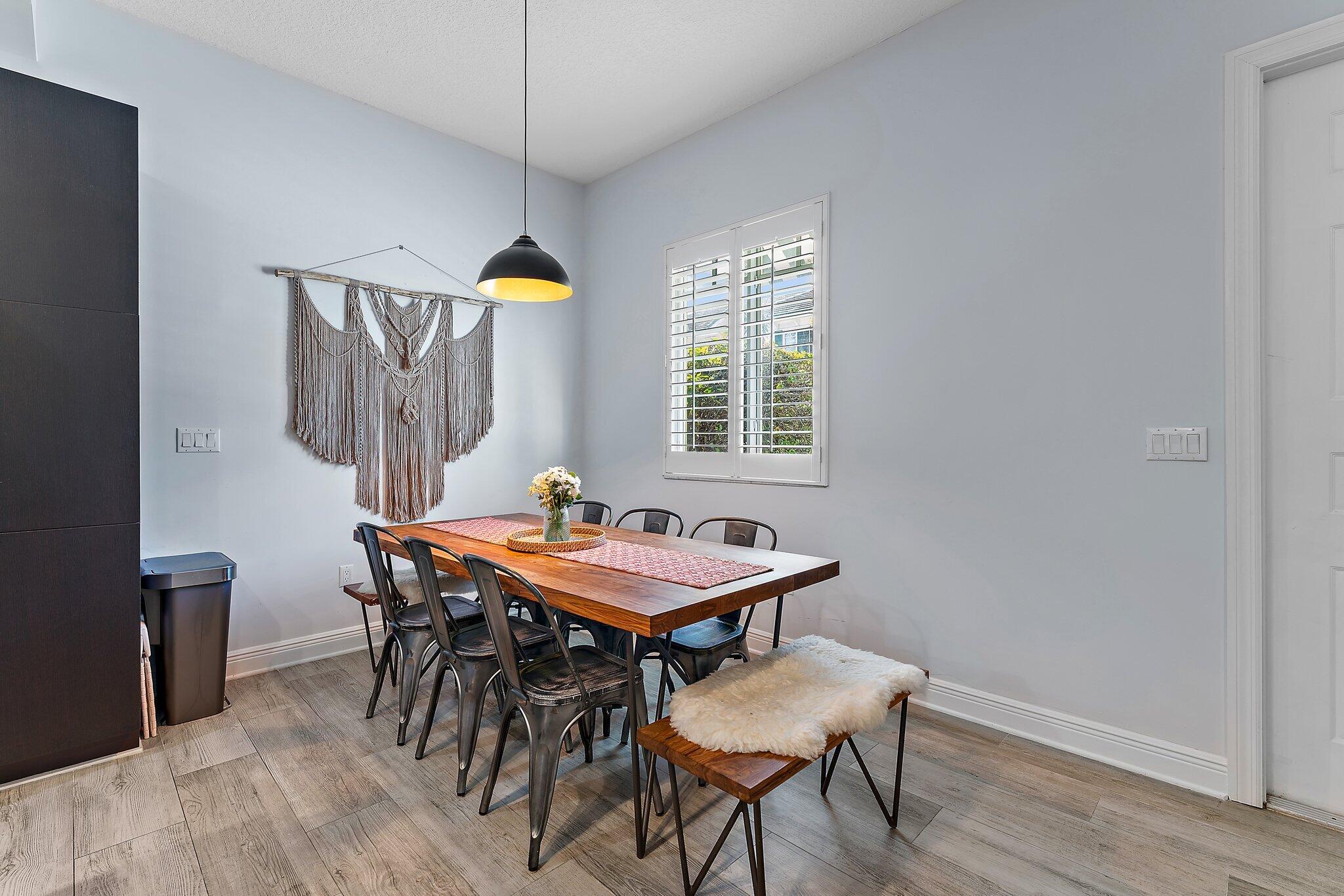 518 N Federal Highway 14