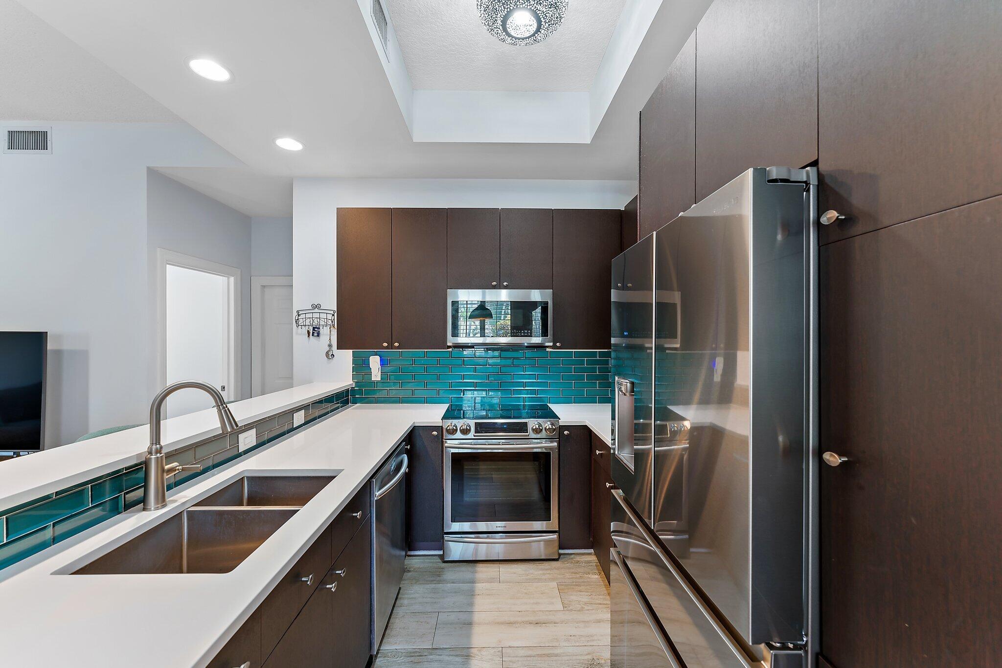 518 N Federal Highway 14