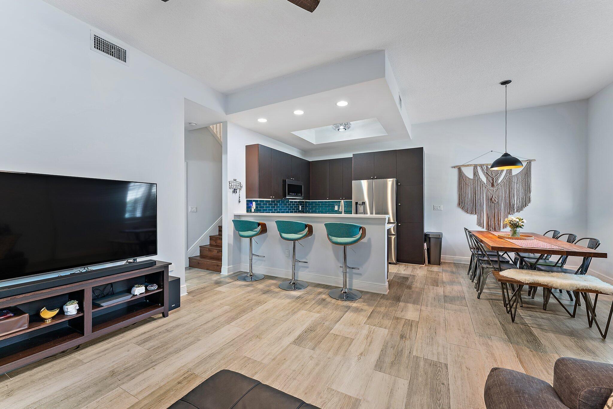 518 N Federal Highway 14