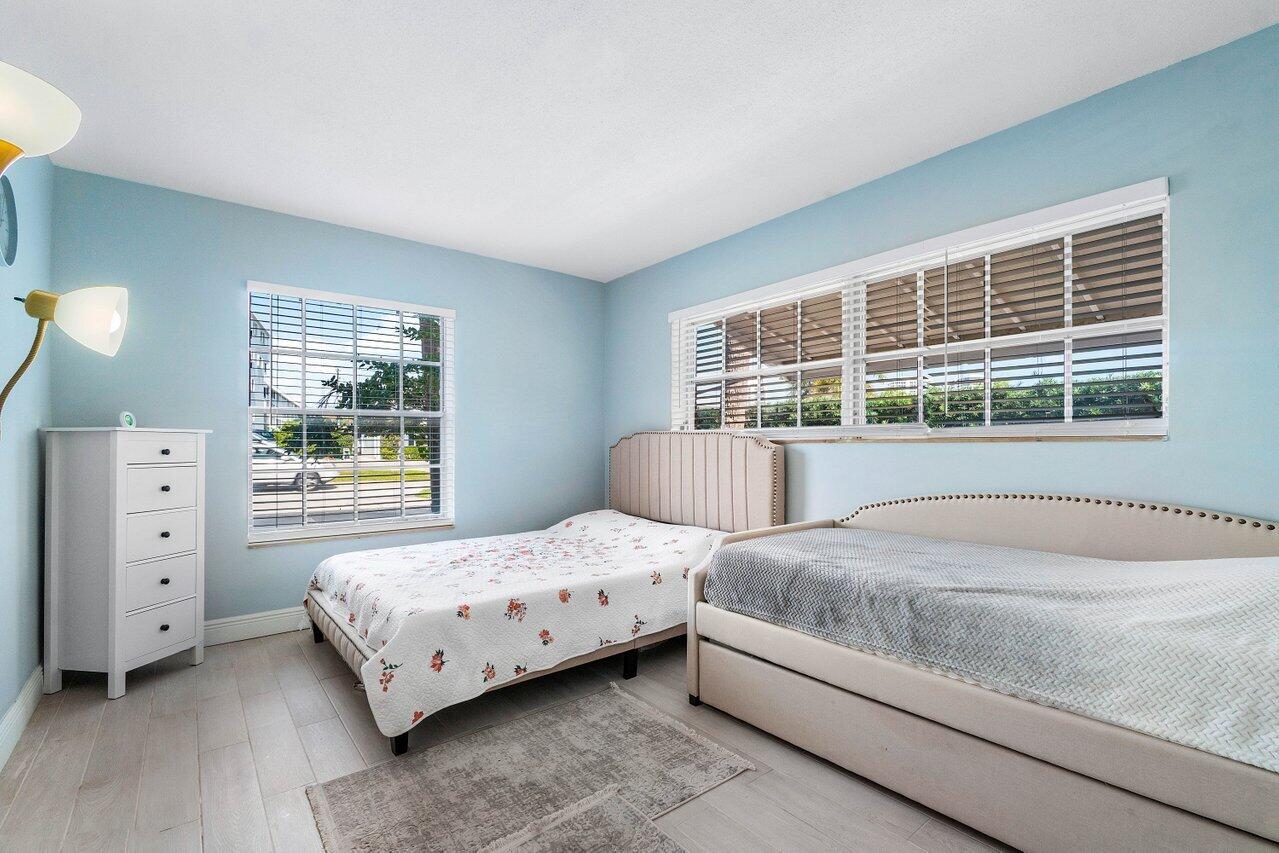 148 Yacht Club Drive 11