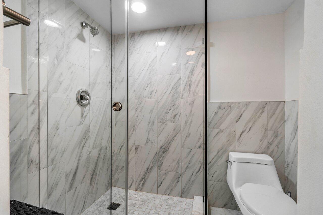 148 Yacht Club Drive 11