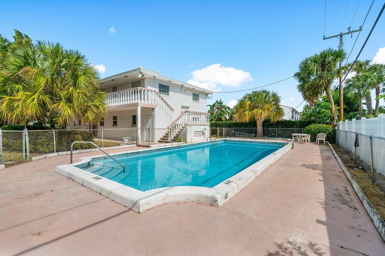 148 Yacht Club Drive 11