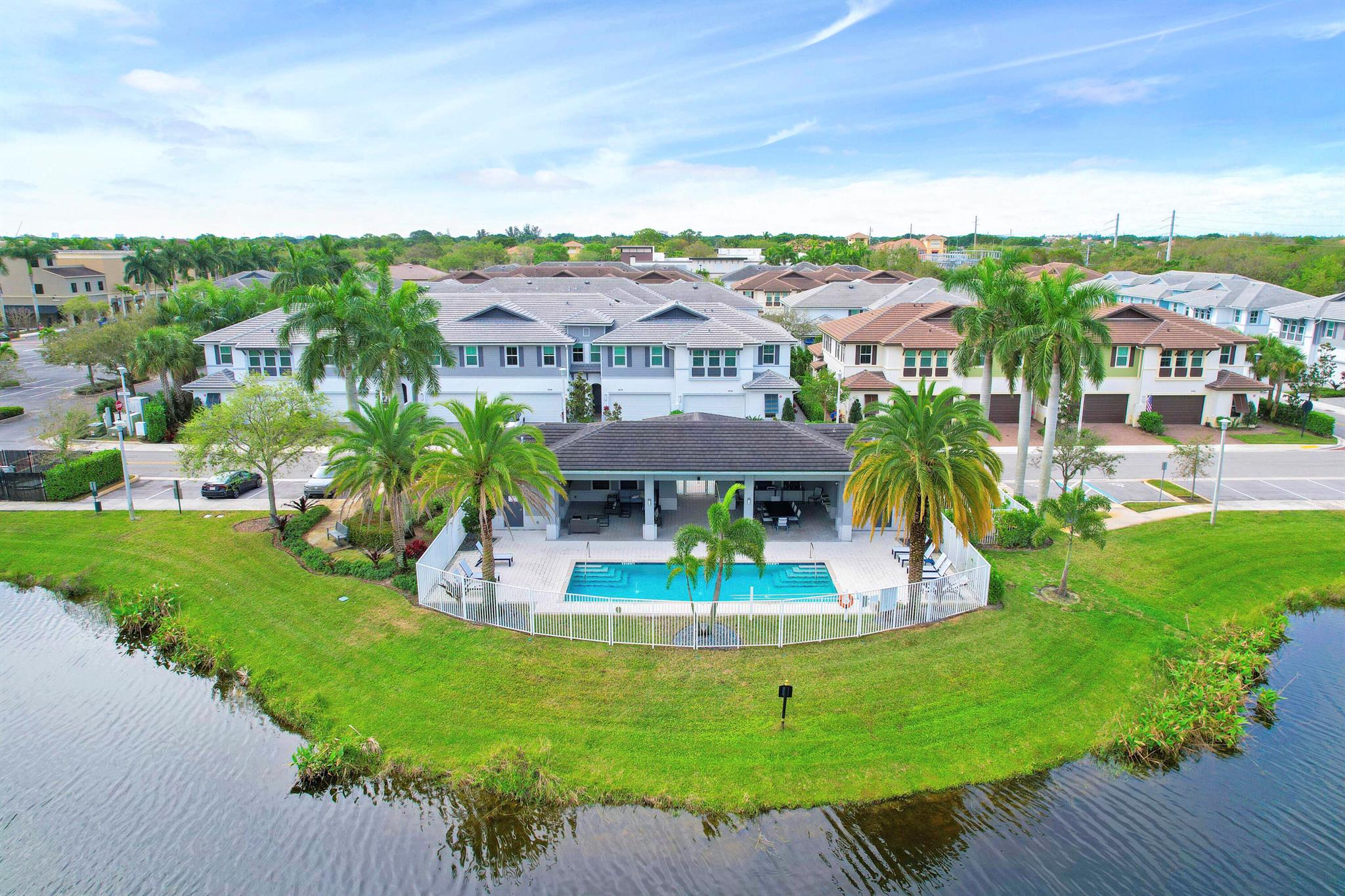 4932 Pointe Midtown Way